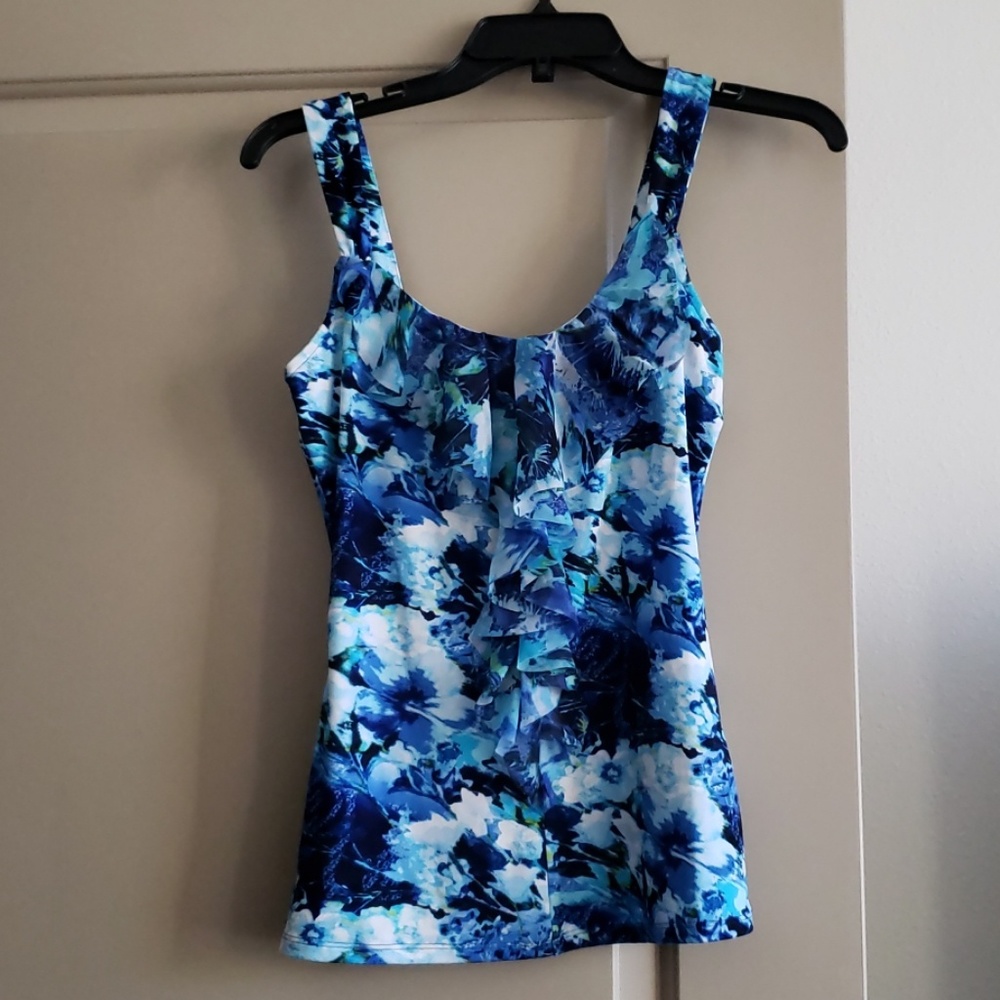 WHBM Ruffled Top